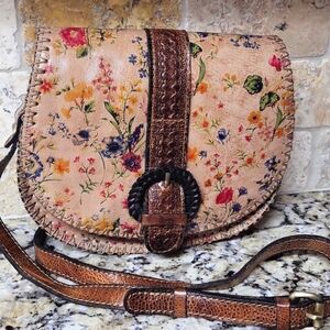 Patricia Nash Prairie Rose Tera Crossbody